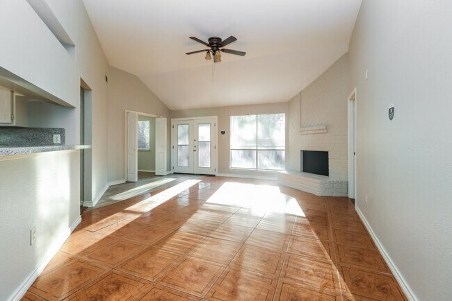 Photo - 5210 Kristen Ct