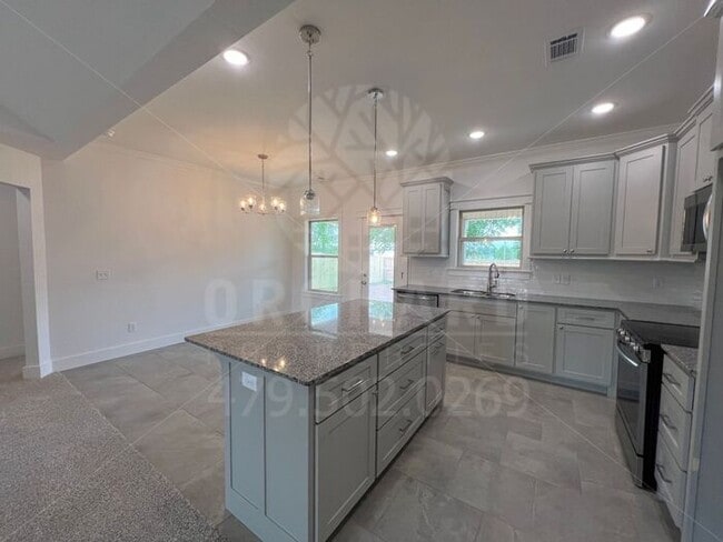 Photo - Tontitown- Single-Family Home- Beautiful C...