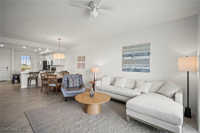 Building Photo - 15285 Grn Acrs Ave Unit 424