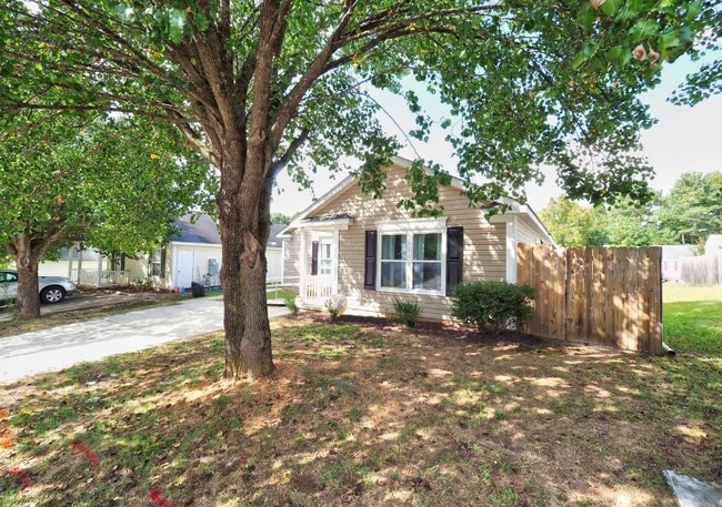 Photo - 4016 Apperson Dr