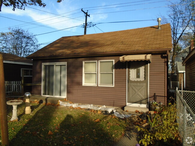 Building Photo - 4011 Home Ave Unit Rear