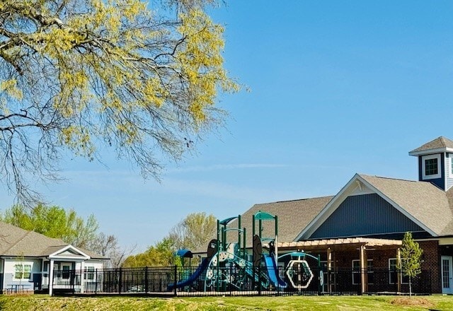 Photo - Edgewood Place