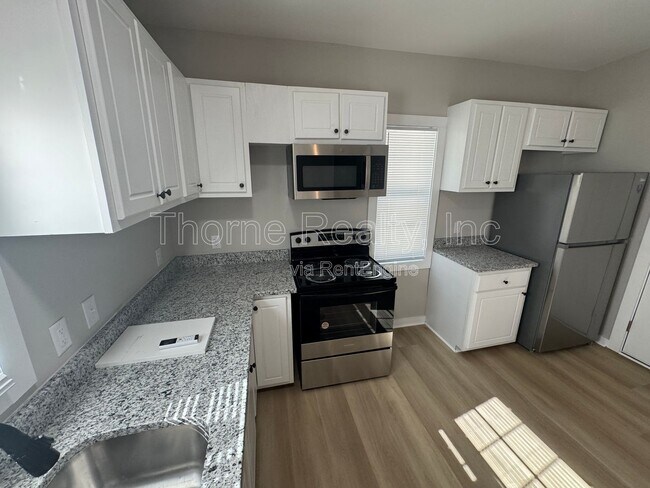 Photo - 817 Belleview Ave