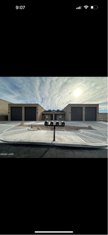 Building Photo - 2820 Palisades Dr Rental