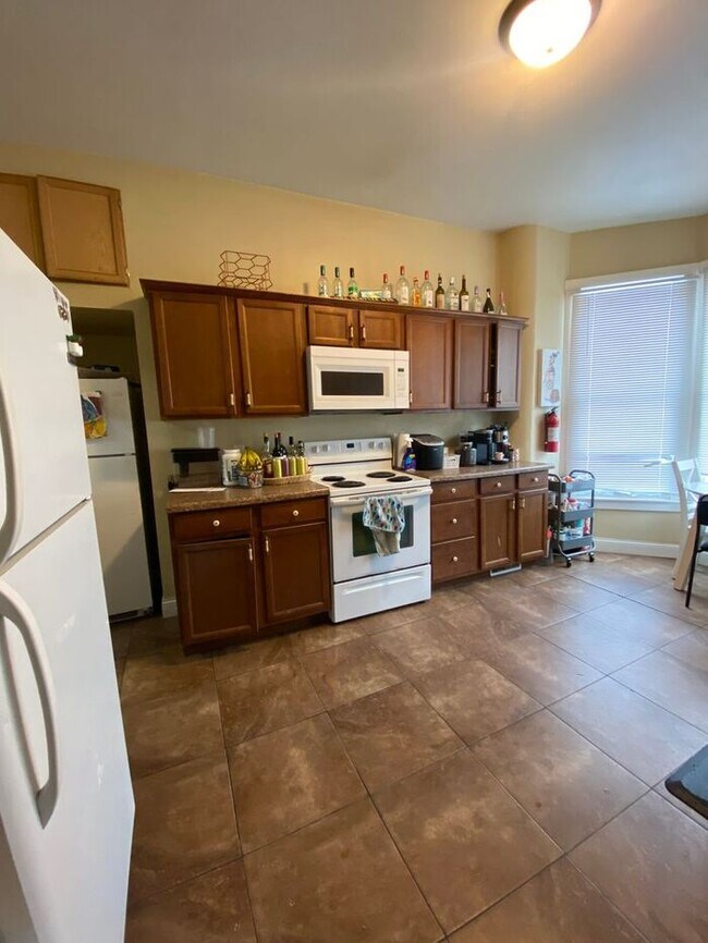 Photo - $5,300 | 8 Bedroom, 2 Bathroom Single Fami...