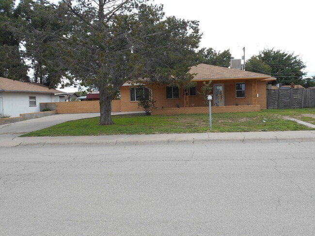 3BR/2BA home. - 3BR/2BA home.