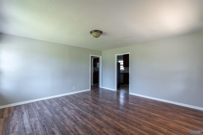 Photo - 712 Marion Dr