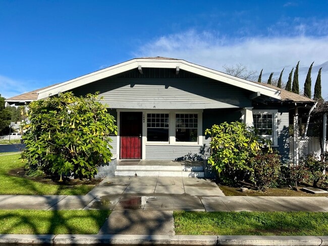 Building Photo - 1042 N Harrison Ave Unit 1042 N Harrison Ave # A