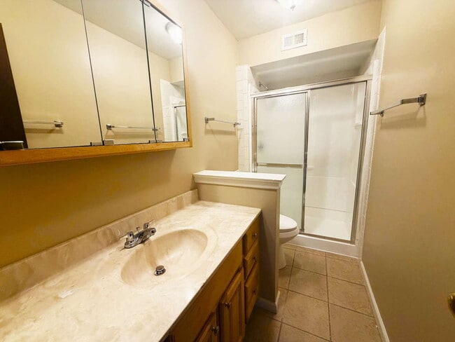 Photo - 1472 Carol Ct