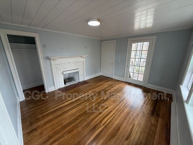 Photo - 32-34-34 Clinton Ave Unit C