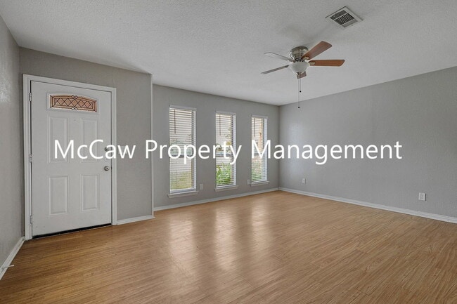 Photo - 1414 White Way
