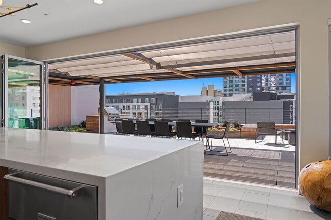 Residences at Lake Merritt