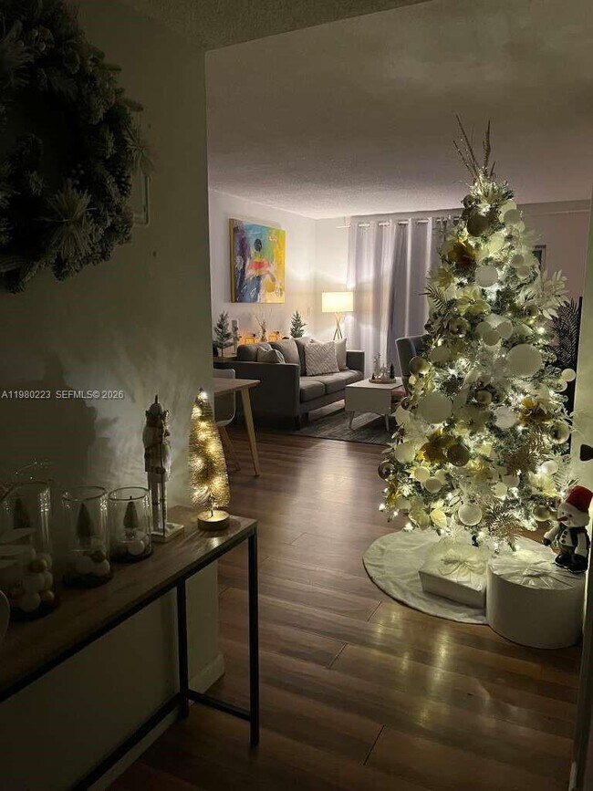 Photo - 1701 Washington St Unit 502