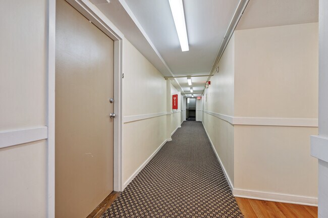 Photo - 5424 Fifth Ave