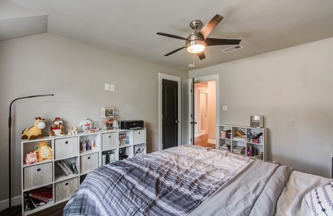 Photo - 18006 Bambridge Dr