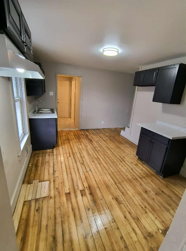 Photo - 2231 Charles St