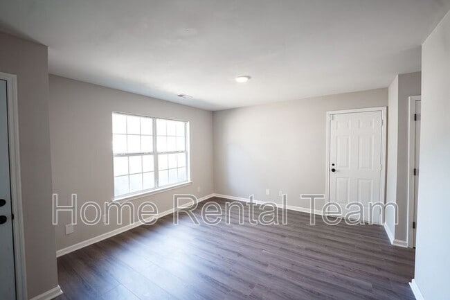 Photo - 107 Blue Gill Ln