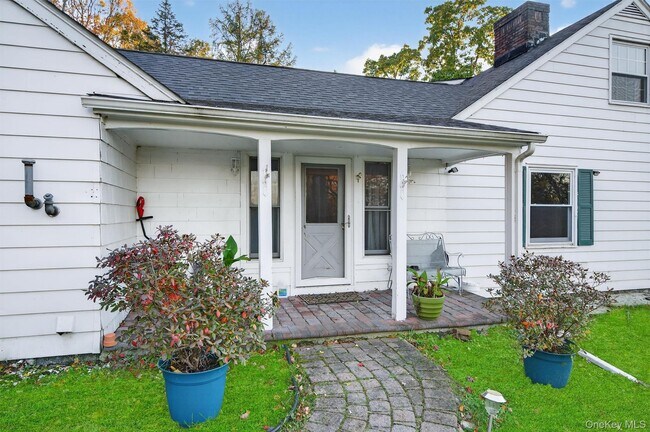 Photo - 108 Circle Dr