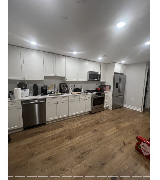 Building Photo - 14 Mount Hood Rd