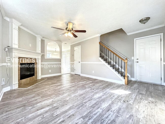 Photo - 113 Oak Grove Pl