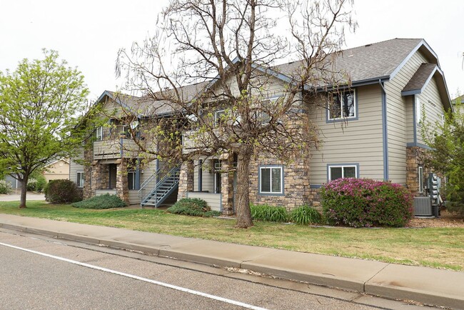 Updated 2 Bedroom Apartment in Windsor - Updated 2 Bedroom Apartment in Windsor Unidad B