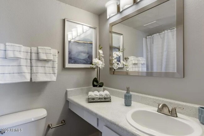 Photo - 17031 N 11th Ave Unidad 1