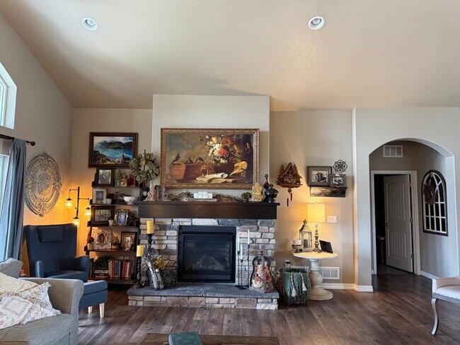 Photo - 5491 Paddington Creek Pl