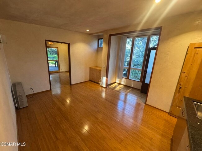 Photo - 1281 Old Topanga Canyon Rd