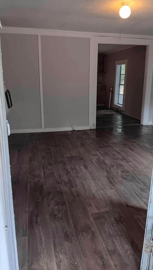 Photo - 1016 Farrah Cir