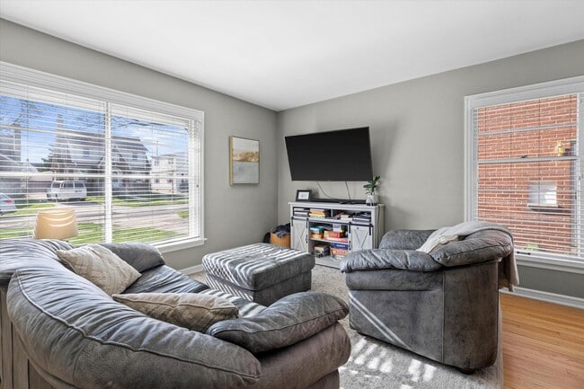 Livingroom - 2028 N 86th St Unit 2028 N. 86th St.