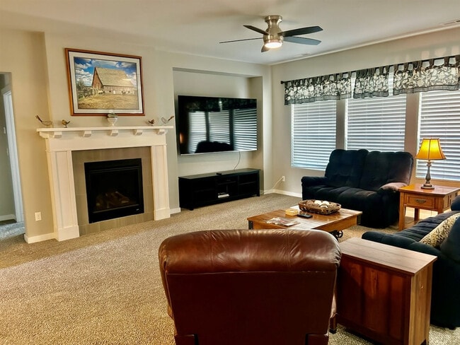 Building Photo - 2263 N Meadow Lake Pl Unit SI ID1547098P