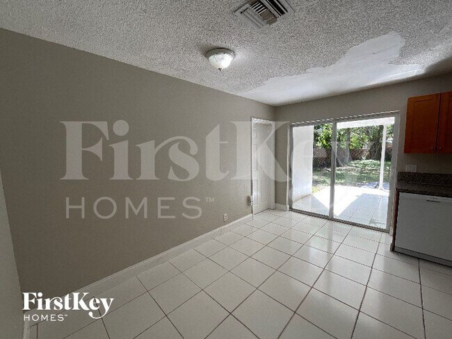 Photo - 1389 SW 24th Ave