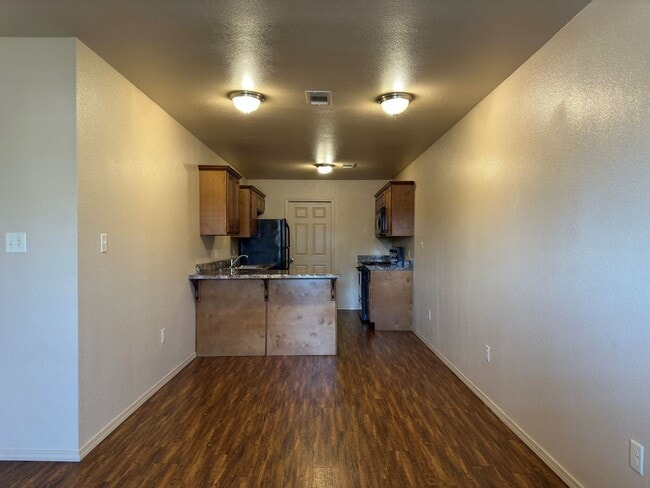 Photo - Tulsa St Duplex Unidad 2701 #A