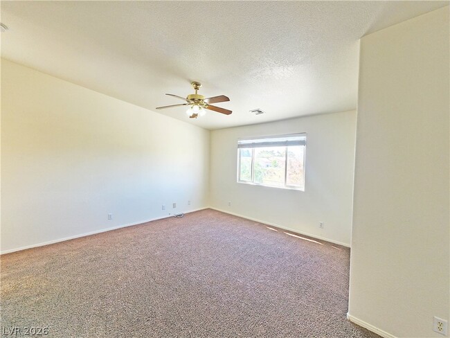 Photo - 1080 Karen Ct