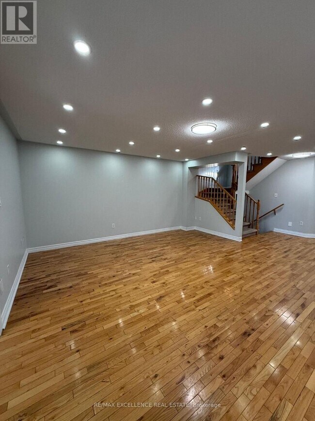 Photo - 6 Corvette Ct