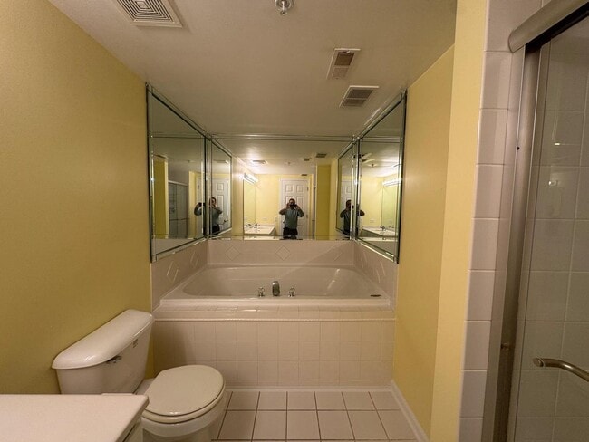 Photo - 2020 St Regis Dr