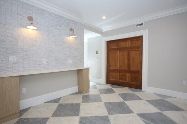 Photo - 15 Lanark Rd Unit 2B