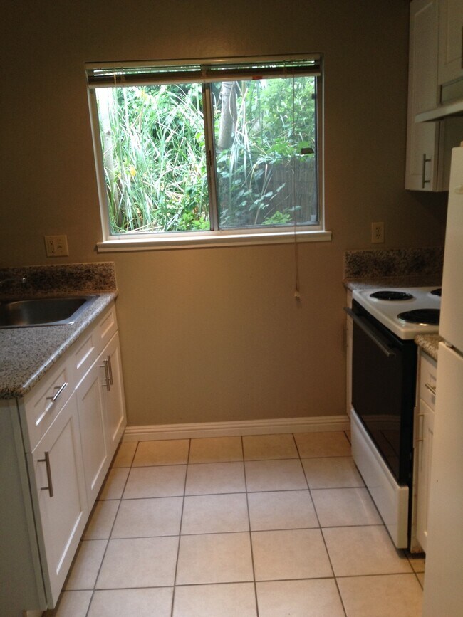 Photo - 318 Market St