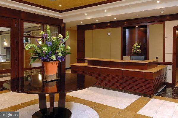 Photo - 888 N Quincy St Unit 502