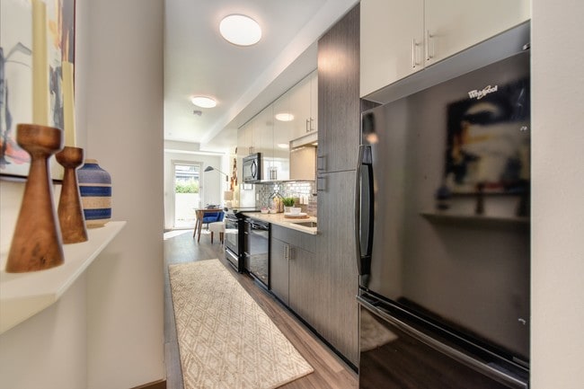 Kitchen Alley