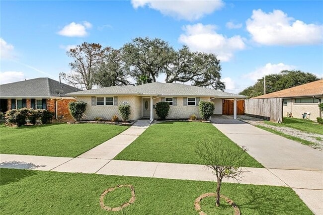 Photo - 3512 James Dr House