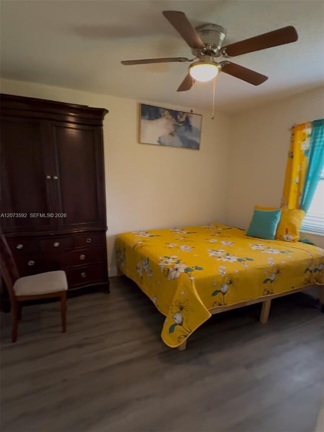 Photo - 1457 SE Ladner St