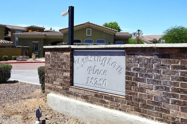 Photo - 18250 N Cave Creek Rd Townhome