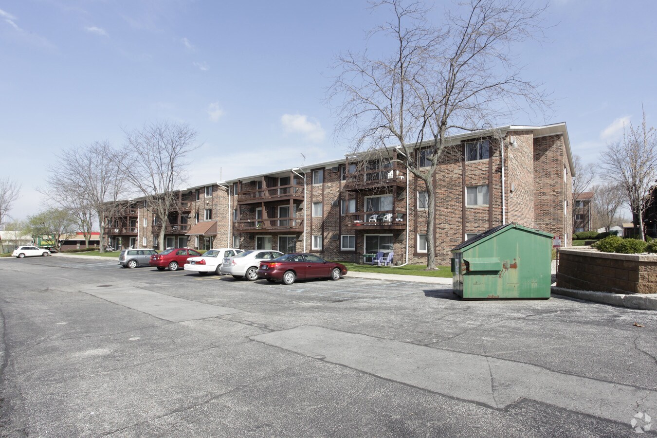 Lake View Terrace Apartments - Lake View Terrace Apartments