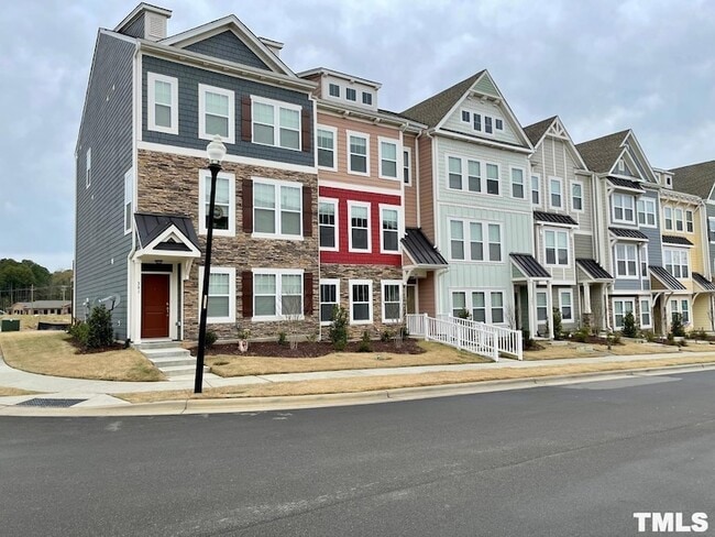 Photo - 343 Great Northern Sta