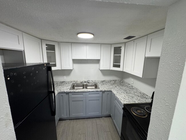 Photo - 13701 N 21st St