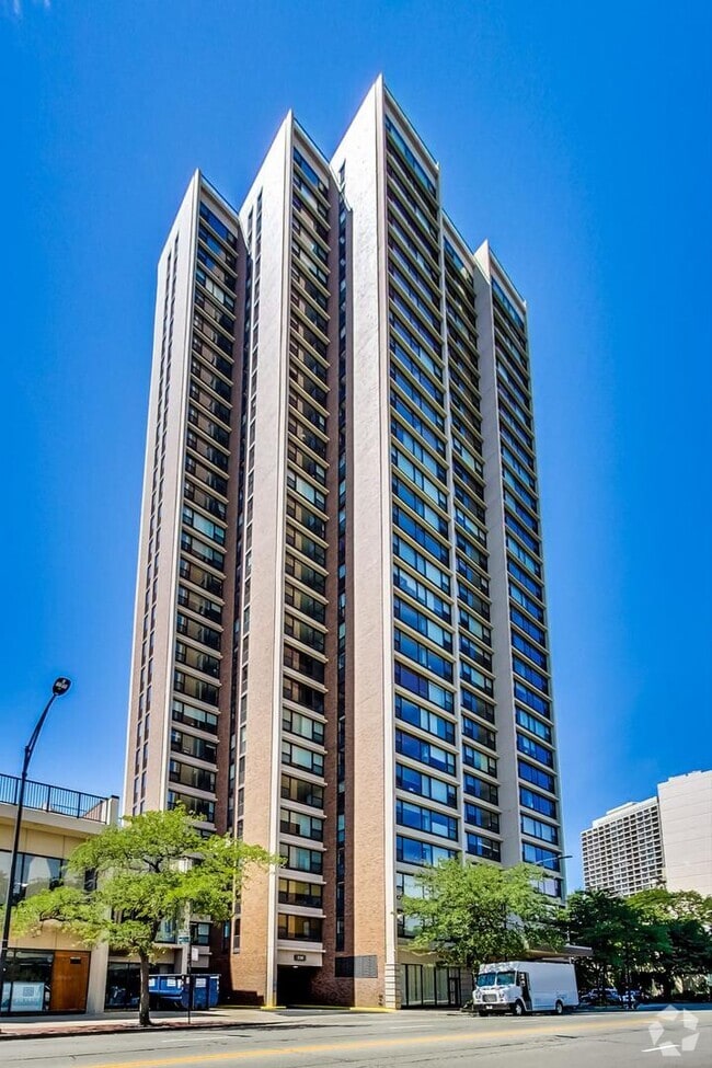 Building Photo - 1850 N Clark St Unit 1205 Rental