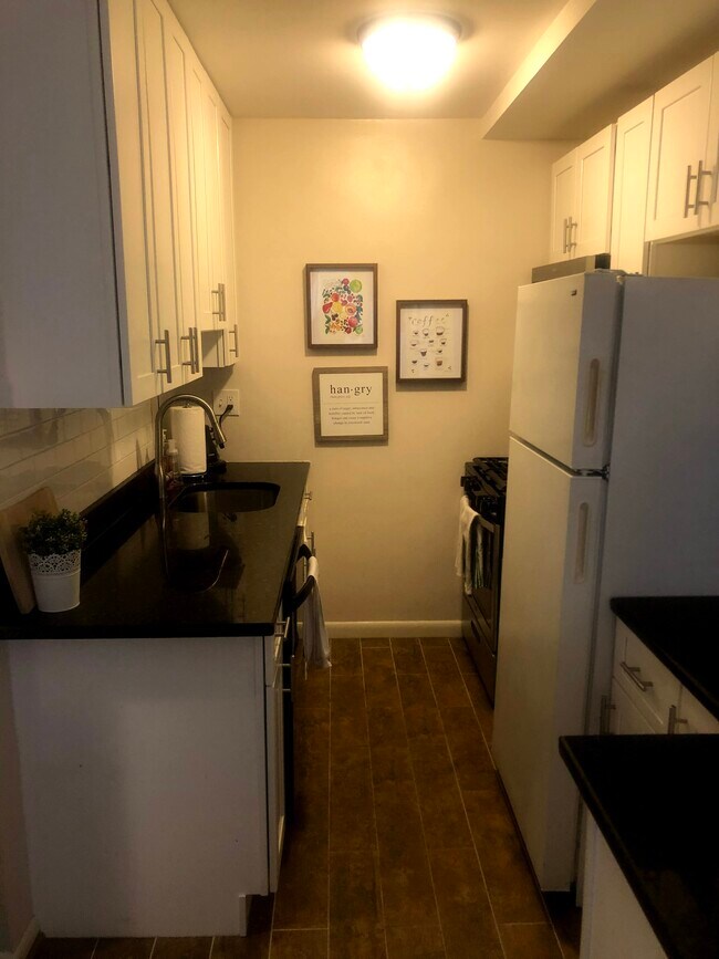 Photo - 950 25th St NW Unit 311