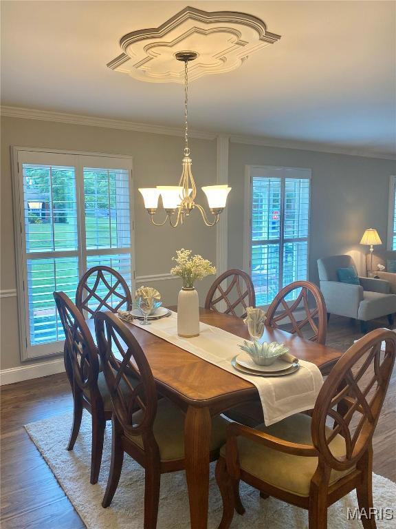 Photo - 825 Woodruff Dr