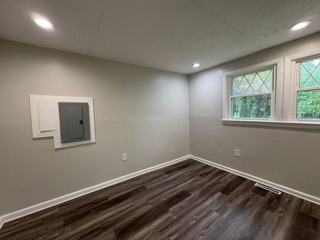 Photo - Spacious 3 Besroom Home Brunswick OH